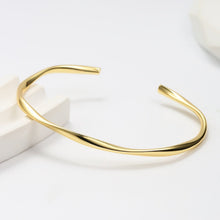 Load image into Gallery viewer, Eloise 18K Gold Plated Bangle - Serenity Handmade Jewelry