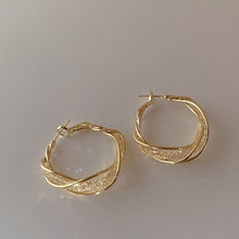 Load image into Gallery viewer, Kiarra Twisted Winding Earrings - Serenity Handmade Jewelry