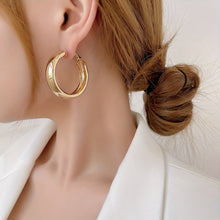 Load image into Gallery viewer, Brigitte Minimalist 18K Gold Hoops - Serenity Handmade Jewelry
