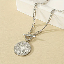 Load image into Gallery viewer, Darlene Luxe Clasp Necklace - Serenity Handmade Jewelry
