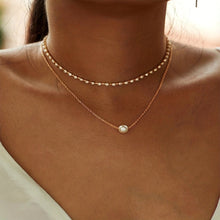 Load image into Gallery viewer, Marguerite Crystal Claw Chain Necklace - Serenity Handmade Jewelry
